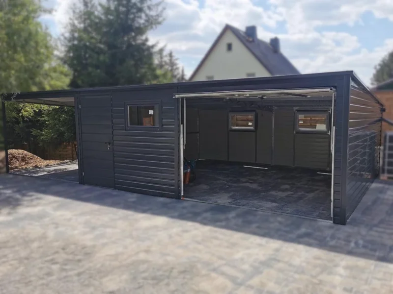 Oldaltetős Mobilgarázs 9x5m RAL 7016 Antracit | Billenőkapu | 4x Ablak és 2x Személybejáró | Erősített szerkezet
