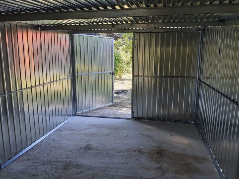 Lemezgarázs 3x5m Horganyzott | Sztenderd típus | Klasszikus függőleges T7 panel