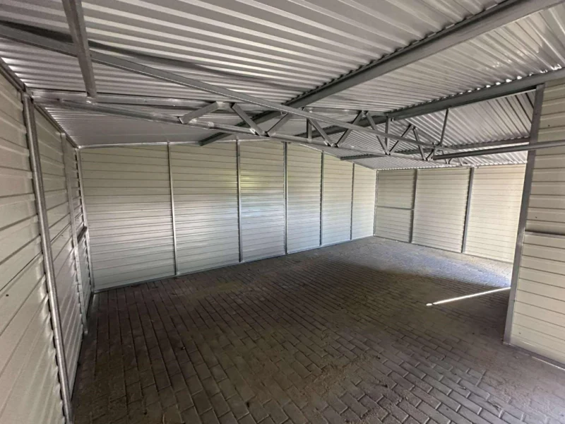 Mobilgarázs beugróval 7x5m Dió / RAL 7016 Antracit | Személybejáró és Ablak | Erősített szerkezet