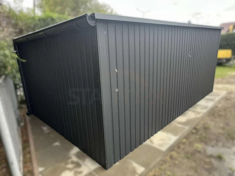 GK150-3 Mobilgarázs 3x5m BTX 7016 Antracit Matt | Függőleges T7 panel | Kétszárnyú kapu | Ereszcsatorna | Erősített szerkezet